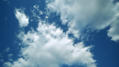 Zeitraffer-Schöner-Wolken-Und-Blauer-Himmel