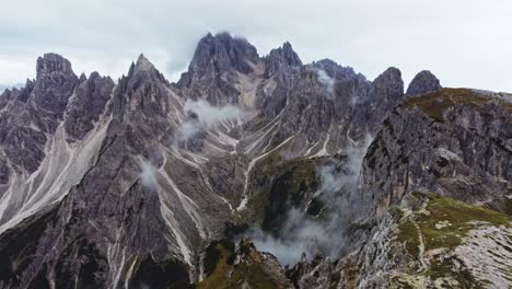 Epic-drone-shot-of-Cadini-di-Misurina-peak-the-secret-vista-in-Dolomites,-Italy