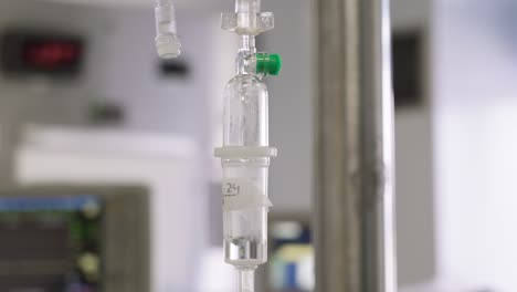 Close-up-of-an-intravenous-drip-with-anesthetic-on-a-surgery-room-during-daytime