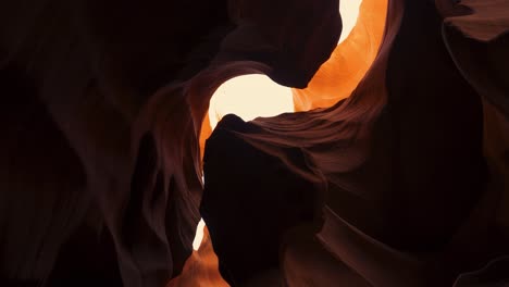 Lower-Antelope-Canyon-In-Arizona,-Wunderschöner-Ort-In-Der-Wüste