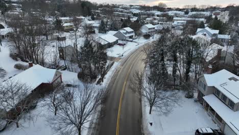 Snow-covered-American-suburb
