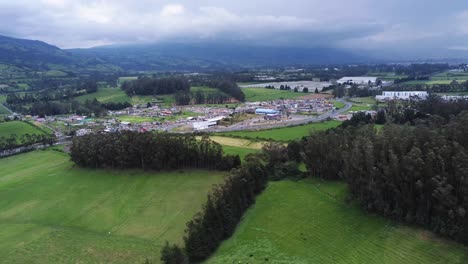 aerial-video-of-the-obelisco-sector,-in-mejía-canton,-parish-of-aloag,-province-of-Pichincha-with-close-up-of-a-lush-forest