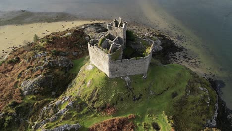 Trockenes-Schloss-Historisches-Denkmal-Hochland-Schottland-Loch-Moidart