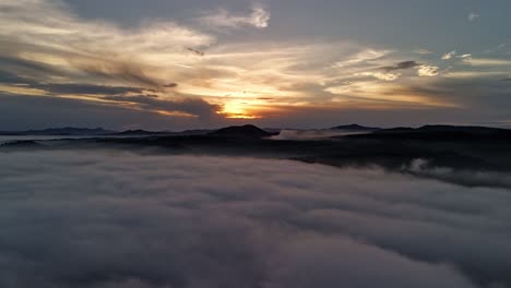 Hyper-lapse-whit-natural-colors-and-ISO-100,-above-the-clouds