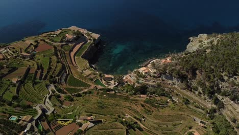 Mallorca-Stadt-Banyalbufar-Strand-Drohnenschuss-Spanien-Insel