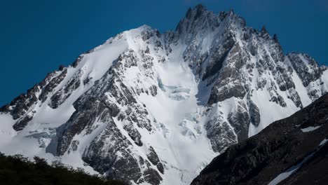 Zeitraffer-Punta-Puma-Gletschergebirgsgipfel-In-Patagonien,-Chile