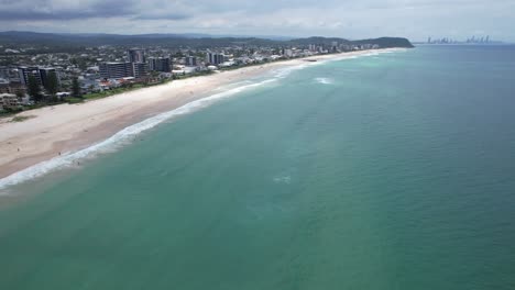 Palm-Beach---Costa-Dorada-Del-Sur---Queensland-Queensland---Australia---Disparo-Con-Drones