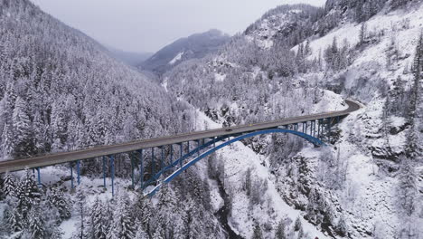 Winter's-Lullaby:-Aerial-View-of-Tranquil-Traffic-Over-Paulson-Bridge