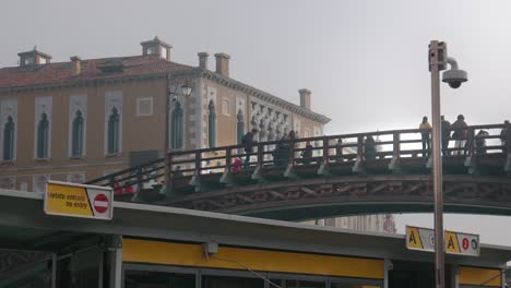 Puente-Veneciano-Y-Arquitectura,-Italia.