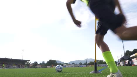 Football-soccer-corner-ball-kick-Sporting-CP-vs-Vitória-SC-in-Ponte-de-Lima