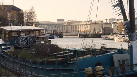 Houseboat-And-View-Of-Millenium-Square-At-Bristol-Harbourside-4K
