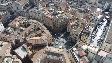 Incredible-aerial-shot-of-the-city-of-Rome-with-its-buildings,-architecture,-houses,-streets-and-avenues