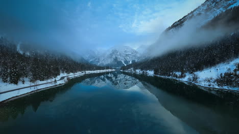 Plansee-Lake-in-Austria-cinemagraph-time-lapse-seamless-loop