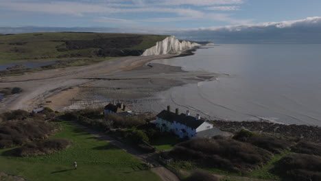 Aerial-shot-of-the-Seven-sisters-chalk-cliffs-from-the-cottage-viewpoint
