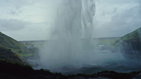 Static-close-shot-of-seljalandsfoss-waterfall-in-Iceland