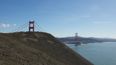 Green-Mountains-With-Golden-Gate-Bridge-At-Background-In-San-Francisco,-California,-United-States