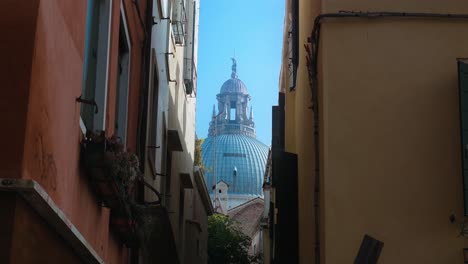 Sunlit-Dome-Viewed-from-Shadowed-Venetian-Alley
