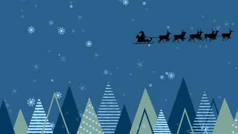 Animation-Von-Schneeflocken-Auf-Dem-Weihnachtsmann-Im-Schlitten,-Der-Von-Rentieren-Gezogen-Wird,-Baumsymbole-Auf-Blauem-Hintergrund