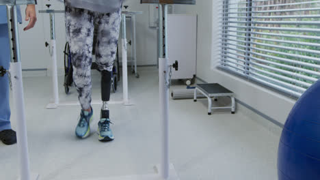 Woman-with-prosthetic-leg-at-hospital
