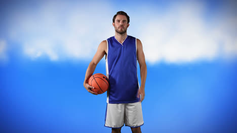 Männlicher-Basketballspieler-Gegen-Wolken-Am-Himmel