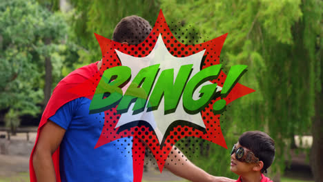 Bang-Text-Auf-Sprechblase-Gegen-Vater-Und-Sohn-In-Superhelden-Kostüm