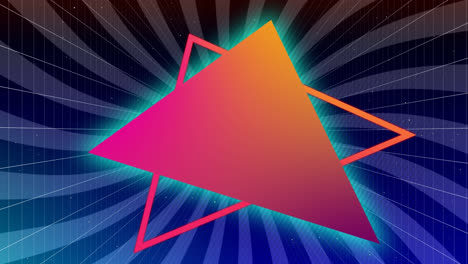 Orange-Und-Rosa-Dreiecke-Auf-Rotierendem-Lila-Gestreiften-Hintergrund