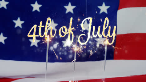 4.-Juli-Text-Und-Eine-Amerikanische-Flagge-Und-Cupcakes-Mit-Funkelt-Am-Vierten-Juli