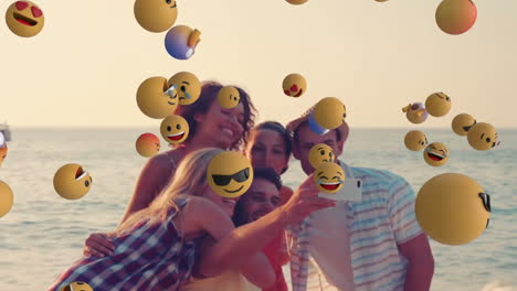Emoji-Symbole-Mit-Freunden,-Die-Im-Hintergrund-Ein-Selfie-Machen