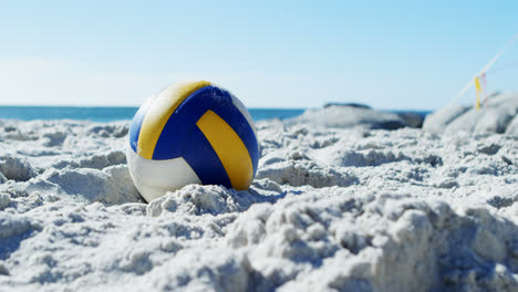Volleyball-Am-Strand-4k