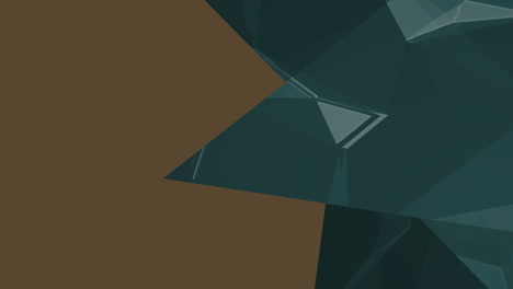 Digitale-Animation-Von-Drei-Hellen-Dreiecken-Vor-Weißem-Hintergrund