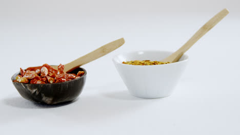 Dried-red-chili-pepper-and-crushed-red-pepper-in-bowl-4k