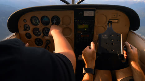 Pilot-flying-aircraft-in-cockpit-4k