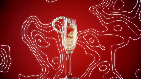 Animation-Von-Konturlinien,-Die-Sich-über-Eine-Perlenkette-Bewegen-Und-In-Ein-Champagnerglas-Auf-Rotem-Hintergrund-Fallen