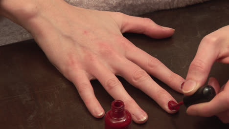 Stock-Footage-of-a-woman-Painting-her-Nails