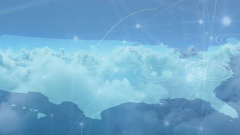 Netzwerk-Von-Verbindungen-über-Weltkarte-Gegen-Wolken-Am-Himmel