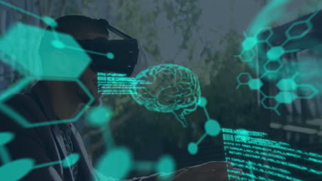 Animation-Des-Rotierenden-Menschlichen-Gehirns-Und-Der-Datenverarbeitung-über-Einem-Geschäftsmann-Mit-VR-Headset