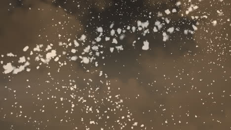 Animation-Von-Sternschnuppen-Und-Sternen,-Die-über-Wolken-Auf-Braunem-Hintergrund-Fallen