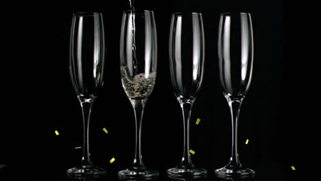 Animation-Von-Goldenem-Konfetti,-Das-über-Champagnergläser-Auf-Schwarzem-Hintergrund-Fällt