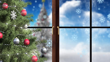 Animation-Von-Schnee,-Der-über-Den-Weihnachtsbaum-Fällt-Und-Durch-Das-Fenster-Gesehen-Wird