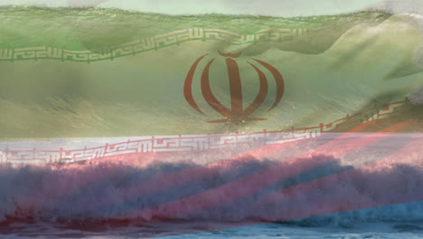 Digitale-Komposition-Der-Schwenkenden-Iranischen-Flagge-Gegen-Wellen-Im-Meer