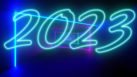 Animation-Des-Textes-2023-In-Blauem-Neon-Mit-Bunten-Neonlichtstrahlen,-Die-Sich-Auf-Schwarzem-Hintergrund-Bewegen