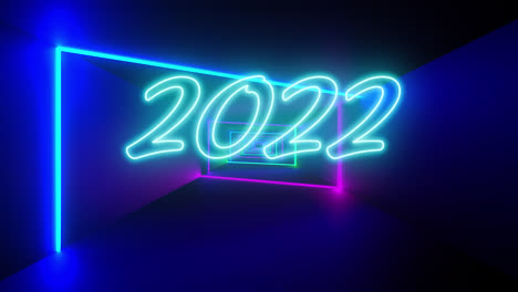 Animation-Des-Textes-2022-In-Blauem-Neon-Mit-Bunten-Neonlichtstrahlen,-Die-Sich-Auf-Schwarzem-Hintergrund-Bewegen