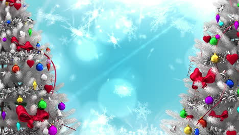 Animation-Von-Geschmückten-Weihnachtsbäumen-Und-Schneeflocken-Mit-Linsenreflexionen-Auf-Blauem-Hintergrund