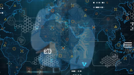 Animation-Einer-Weltkarte,-Datenverarbeitung-Im-Bereich-Der-Cybersicherheit-Vor-Dem-Mittelteil-Eines-Nachdenklichen-Geschäftsmannes