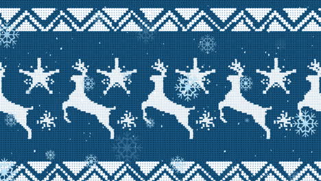 Animation-Von-Schneeflocken-über-Traditionellem-Weihnachtsmuster-Vor-Blauem-Hintergrund