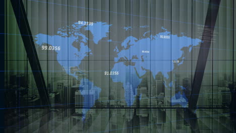 Animation-Von-Zahlen,-Die-über-Einer-Weltkarte-Schweben,-Vor-Dem-Blick-Aus-Einem-Bürofenster-Auf-Die-Stadtlandschaft