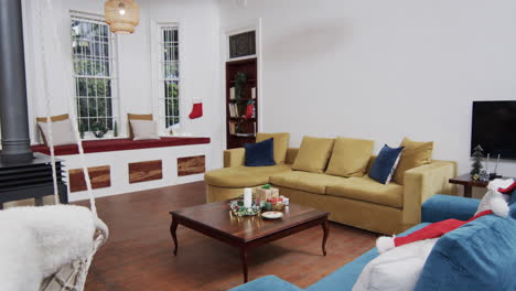 General-view-of-living-room-with-sofas-and-coffee-table,-slow-motion