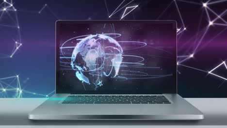 Animation-Eines-Globus-Mit-Verbindungen-über-Einem-Laptop-Mit-Leerem-Bildschirm