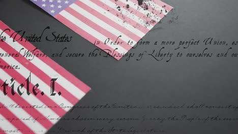 Animation-Des-Verfassungstextes-über-Der-Flagge-Der-USA