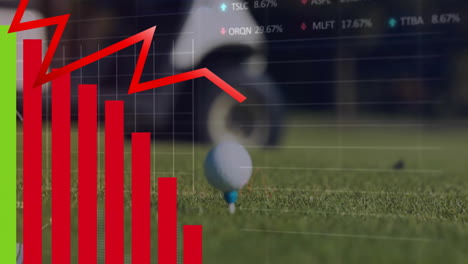Animation-Der-Verarbeitung-Finanzieller-Daten-über-Einem-Golfball-Auf-Grashintergrund